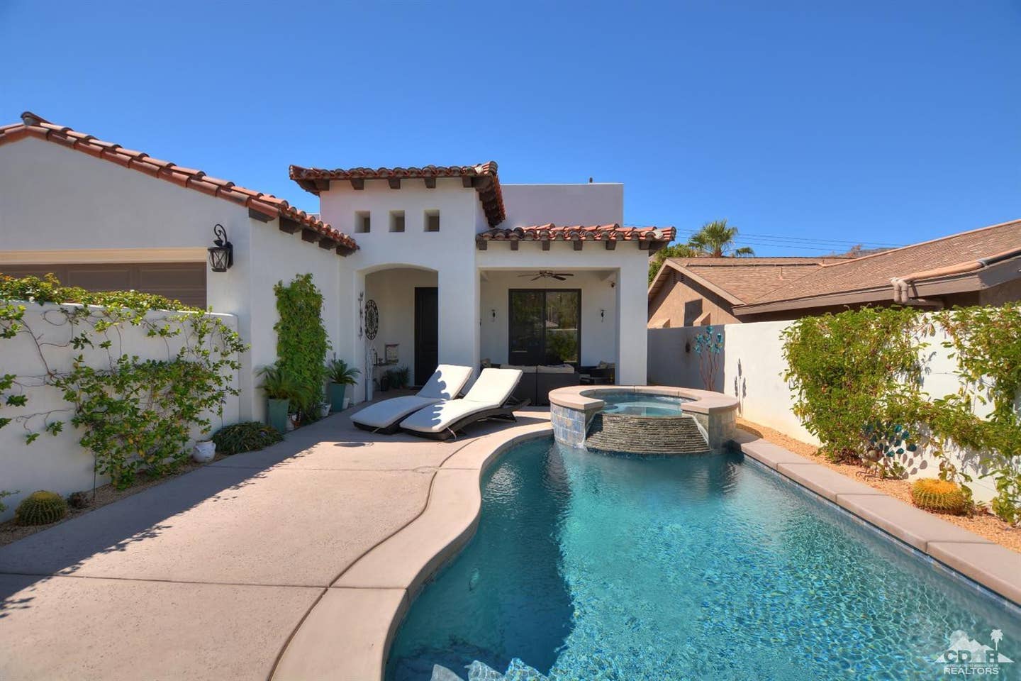 Desert Escape! Gorgeous Home with Pool/Spa/Views!